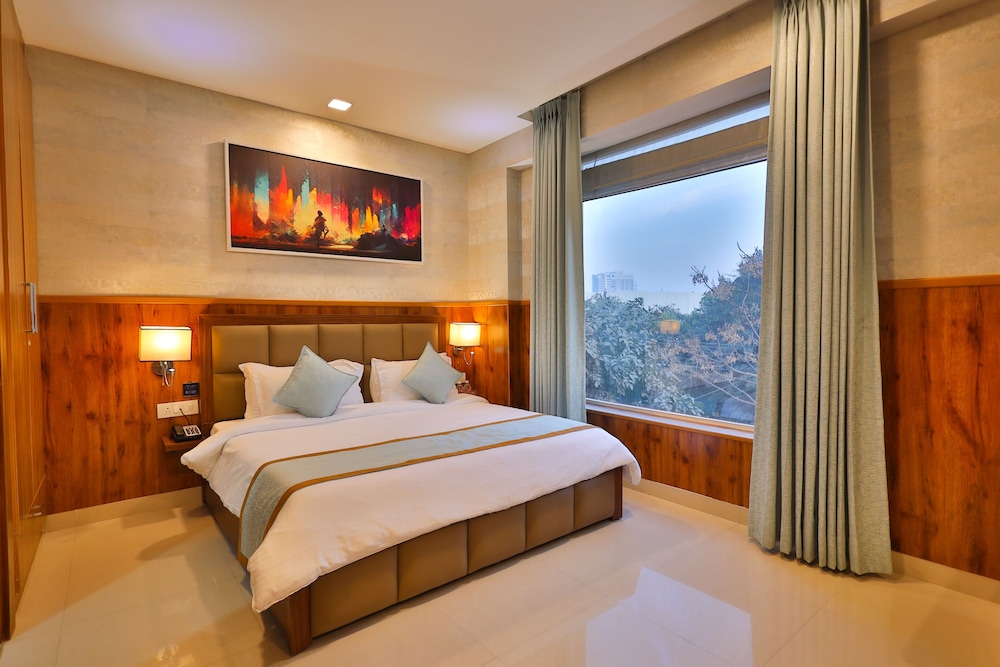 Clay Inn Hotel, Gurugram