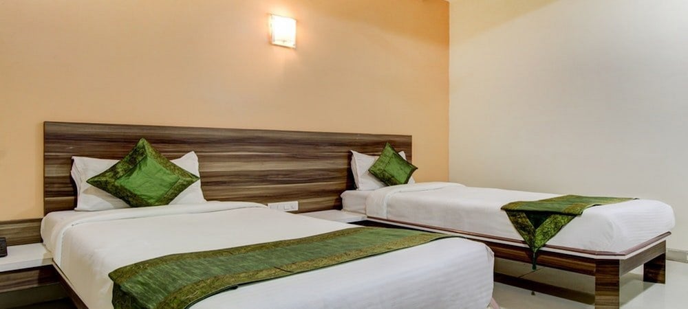 Hotel Shahu And Sai Shahu