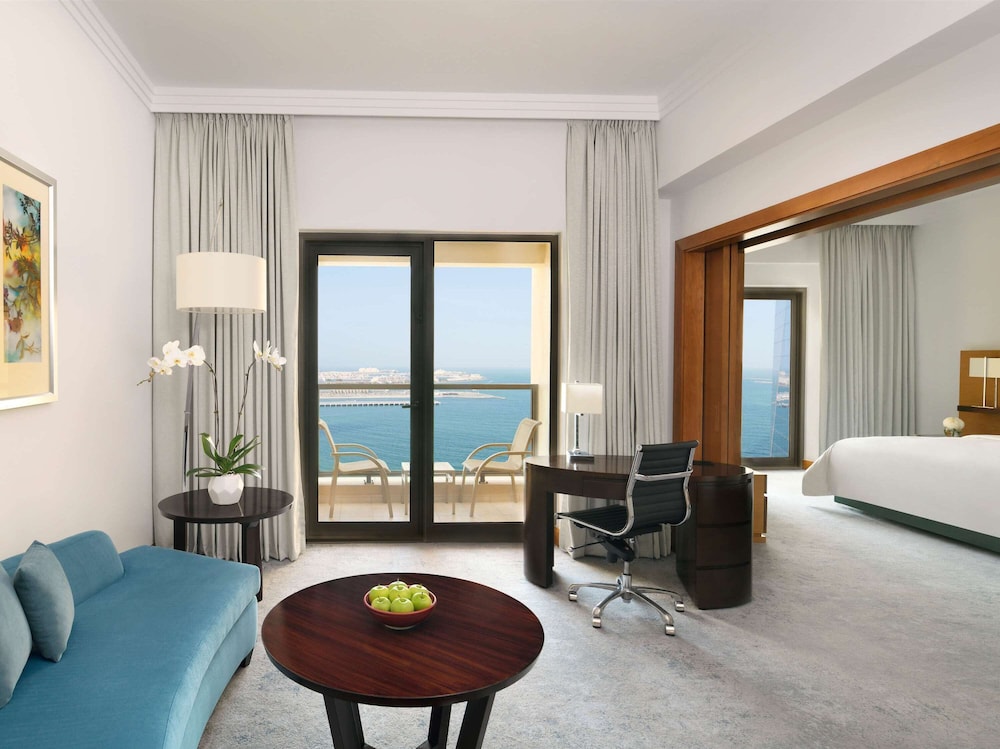 Mövenpick Hotel Jumeirah Beach