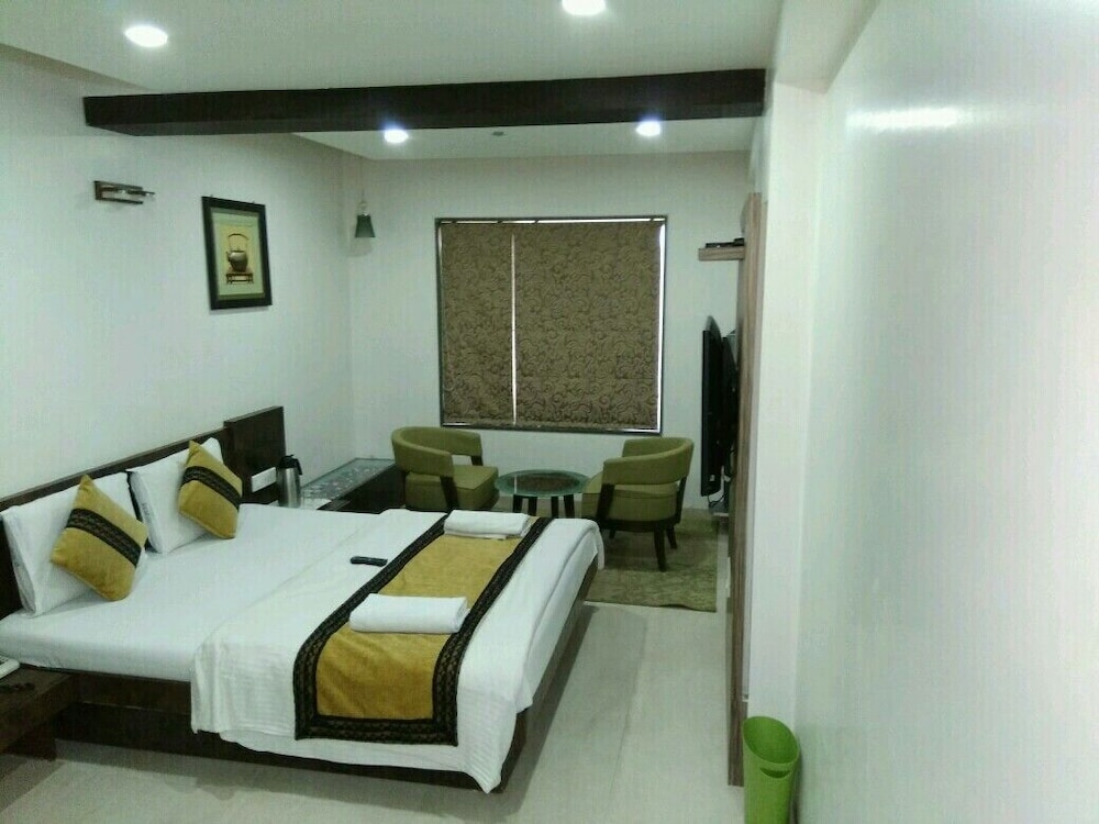 Hotel Kabir