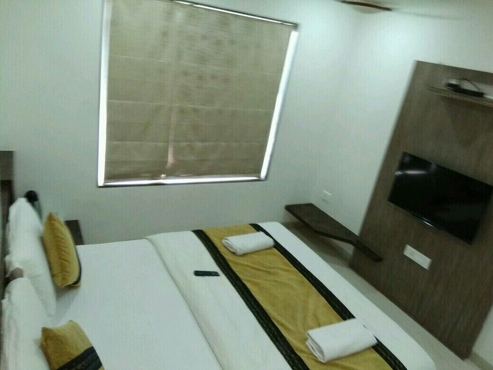 Hotel Kabir