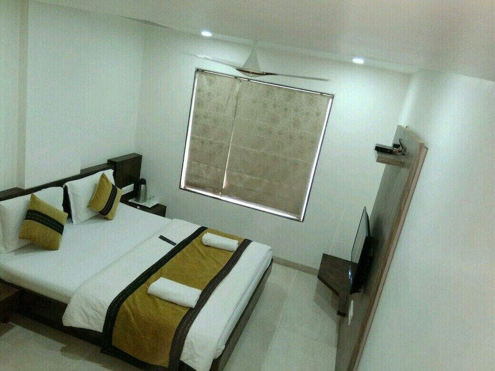 Hotel Kabir