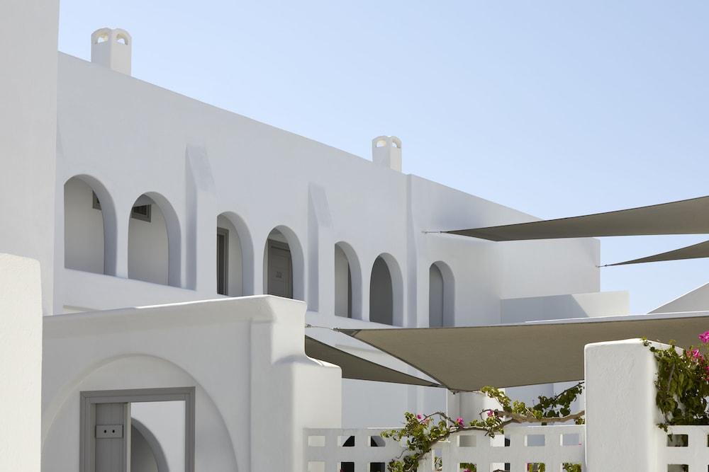 Kalisti Hotel and Suites