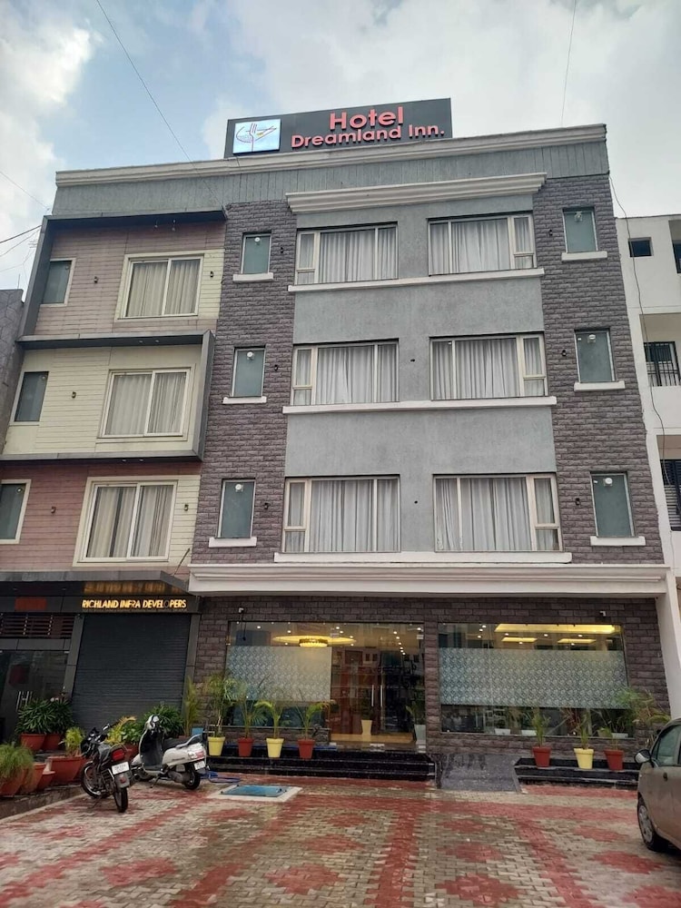 Hotel Dreamland Inn 