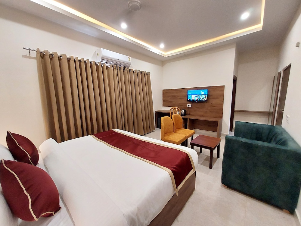 Hotel Dreamland Inn 