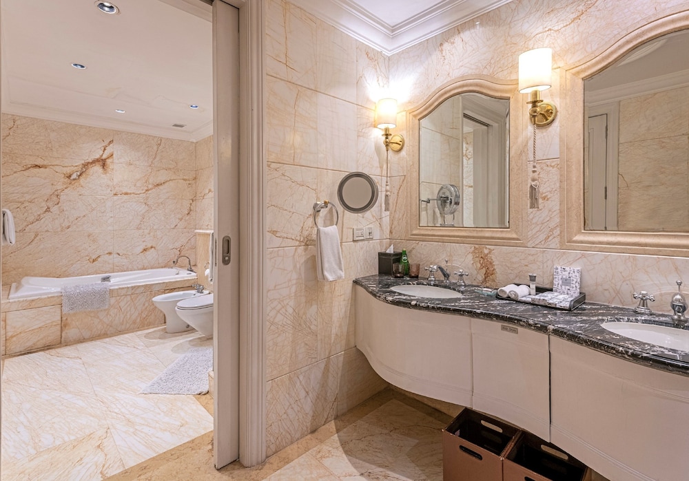 The Claridges, New Delhi