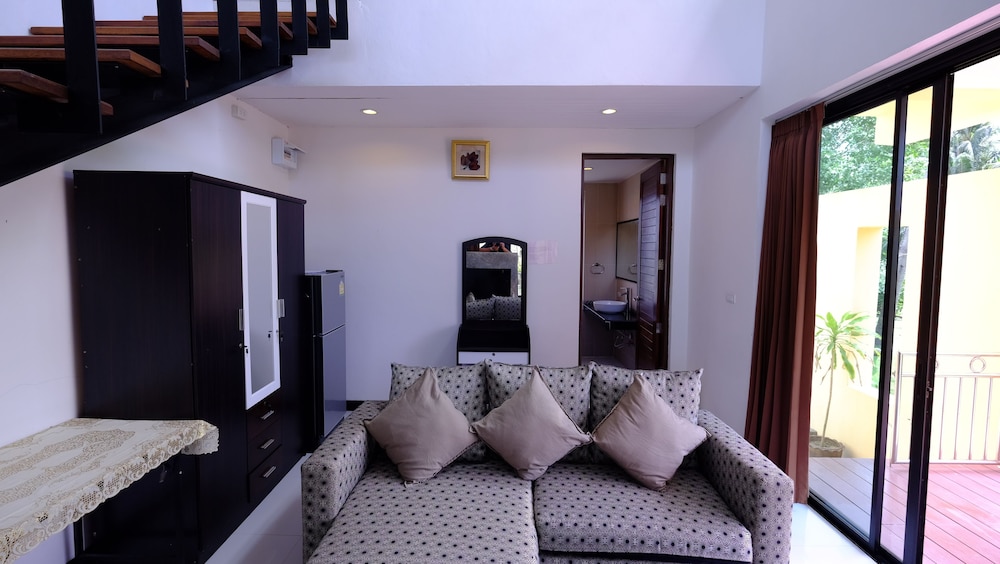Lolita Bungalow