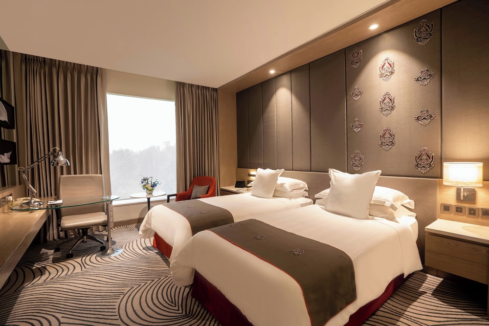 Sheraton New Delhi Hotel