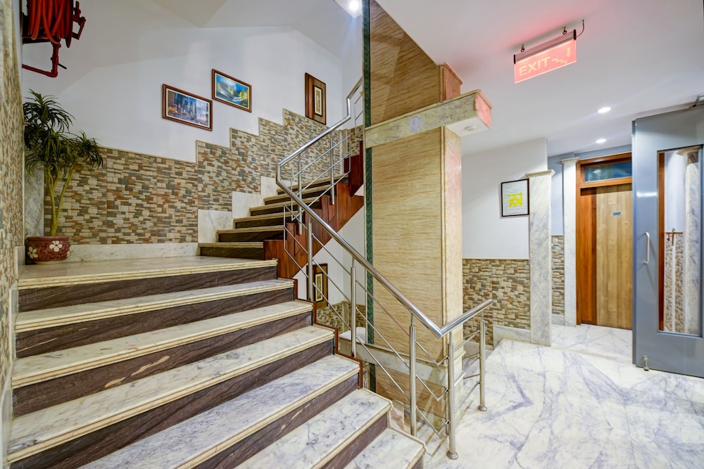 Hotel Natraz New Delhi
