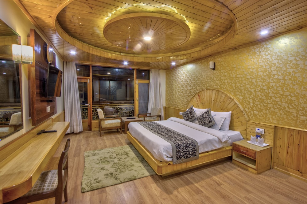 Snow Peak Retreat & Cottages (Centrally Heated - Hill View)