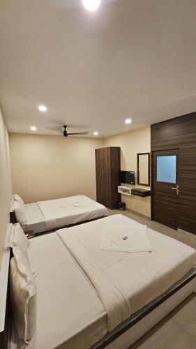Heres Haut Residency