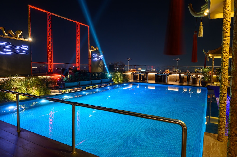 Hotel Maharaja Regency