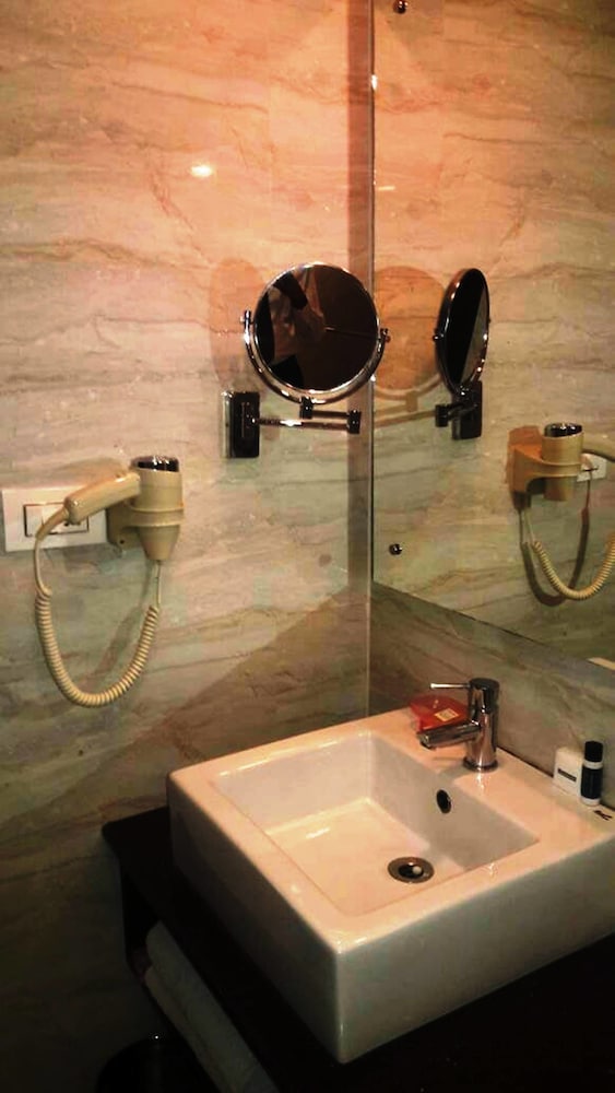 Hotel Shiva Residency