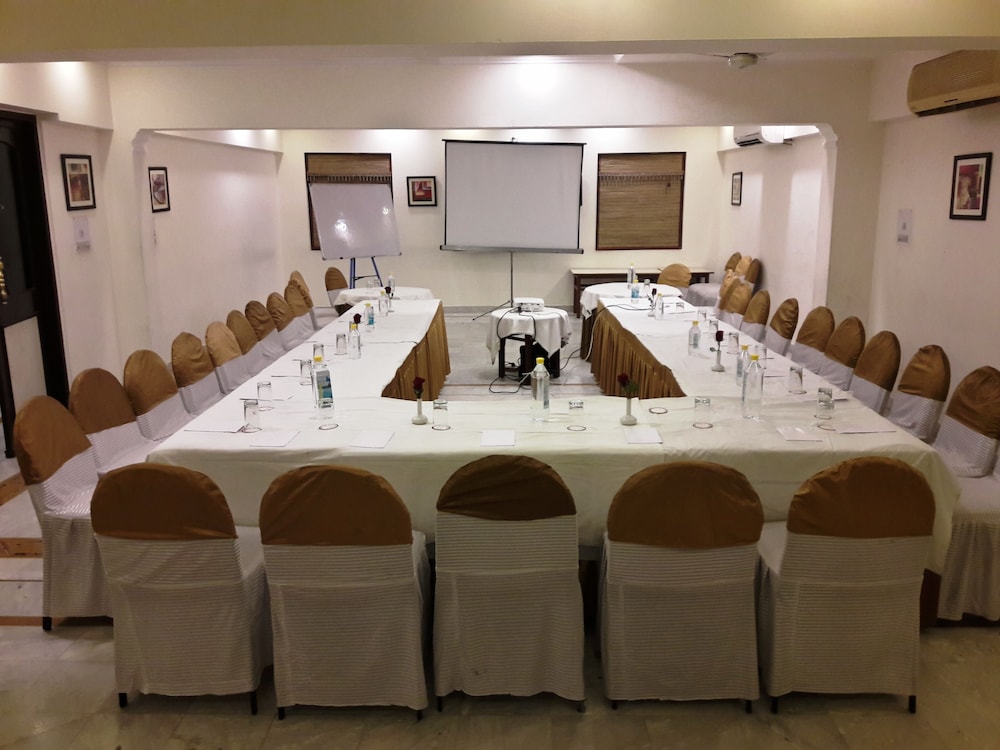 Hotel Shiva Residency