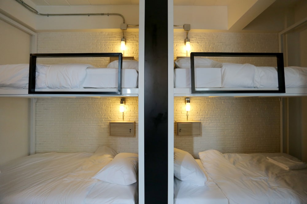 Bangkok Oasis Hotel