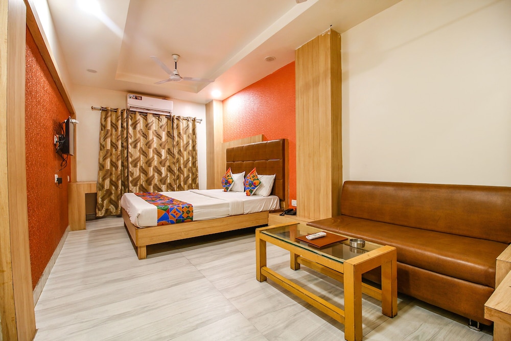 Oyo 1547 Hotel The Oasis