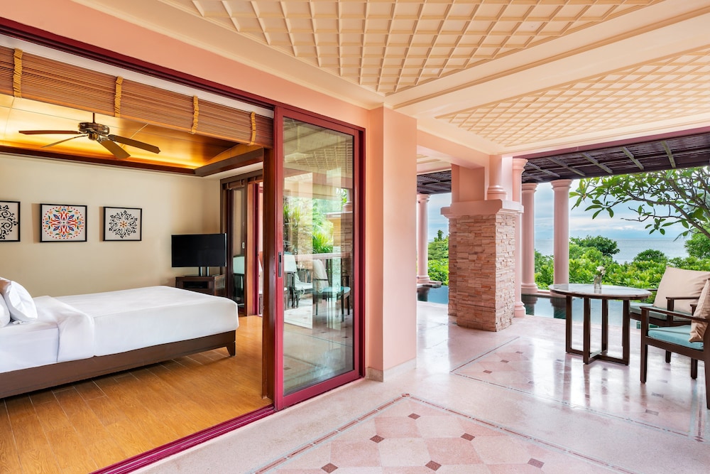 Centara Grand Beach Resort Phuket