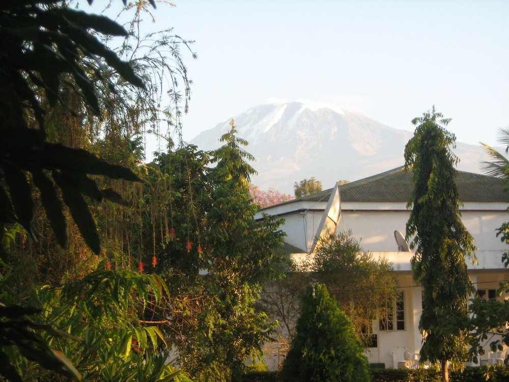 Kitolie Home and Lodge