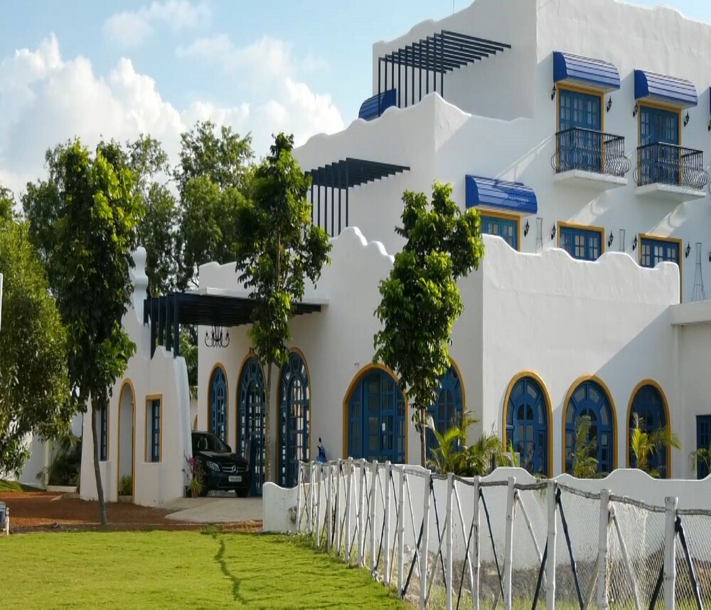 ANNARATNA RESORTS
