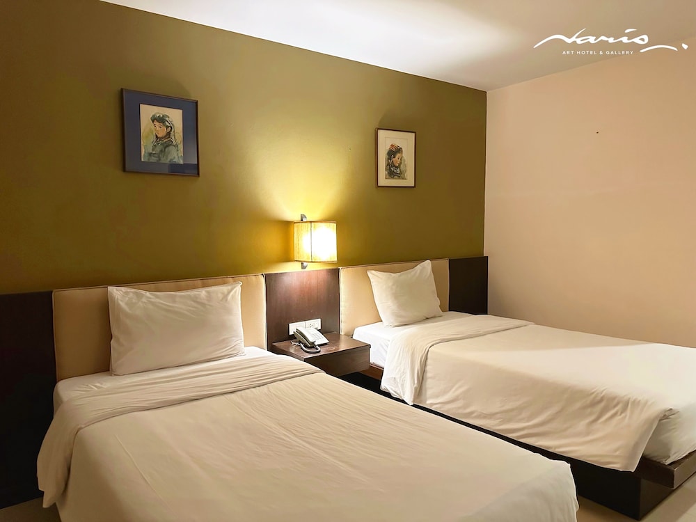 Naris Art Hotel