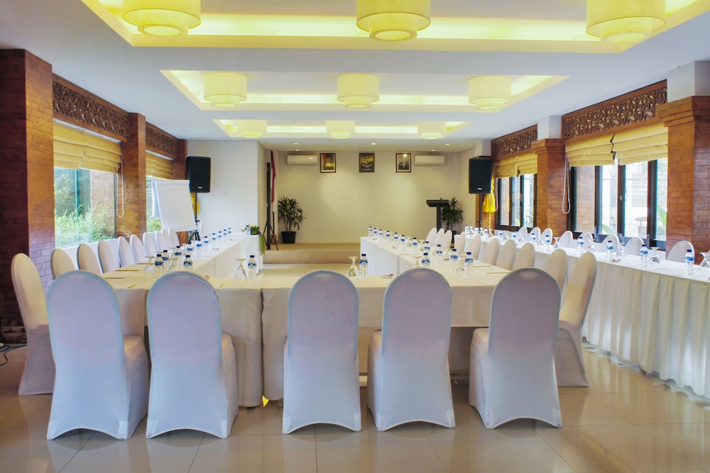 Grand Mirah Boutique Hotel