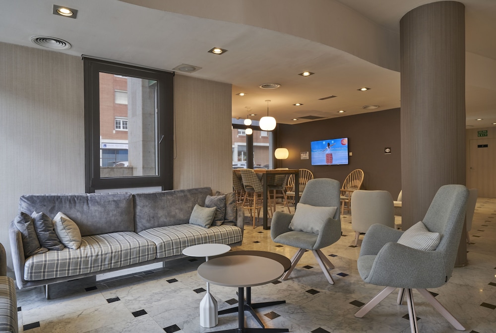Catalonia Bristol Hotel