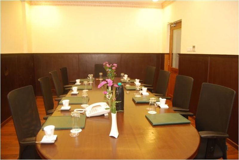 Gokulam Park Sabari OMR Hotel