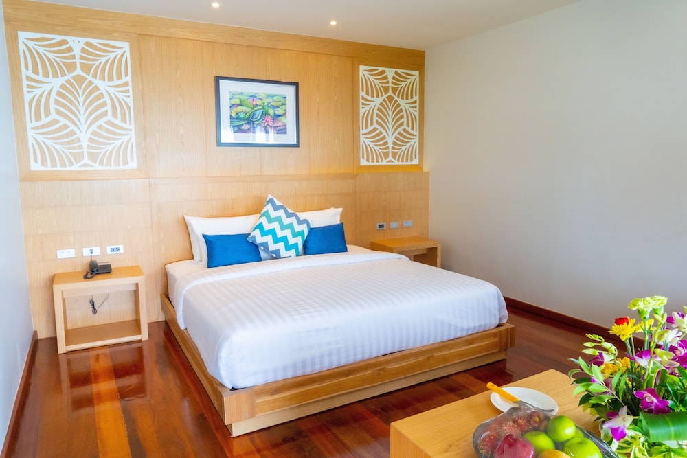 Coral Cliff Beach Resort Samui