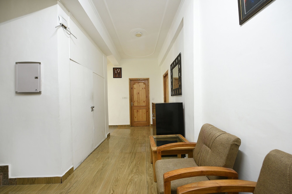 Oyo 4637 Hotel K Square