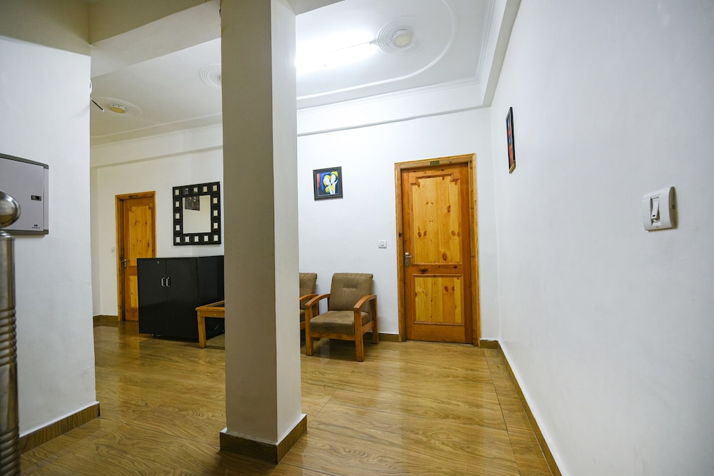 Oyo 4637 Hotel K Square