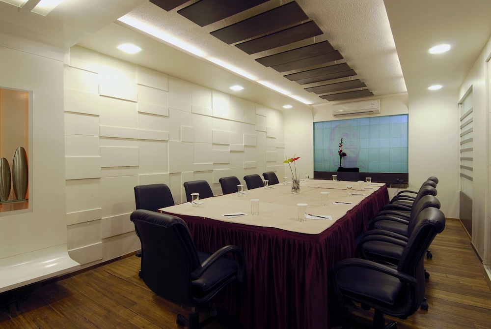 Planet Boutique Hotel