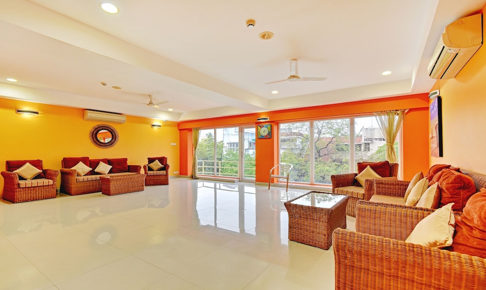 Treebo Vapr Guindy Ekkatuthangal