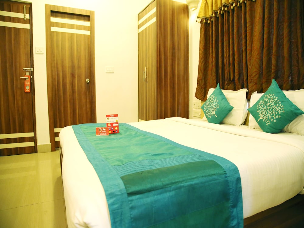 OYO Rooms Ballygunge Place East
