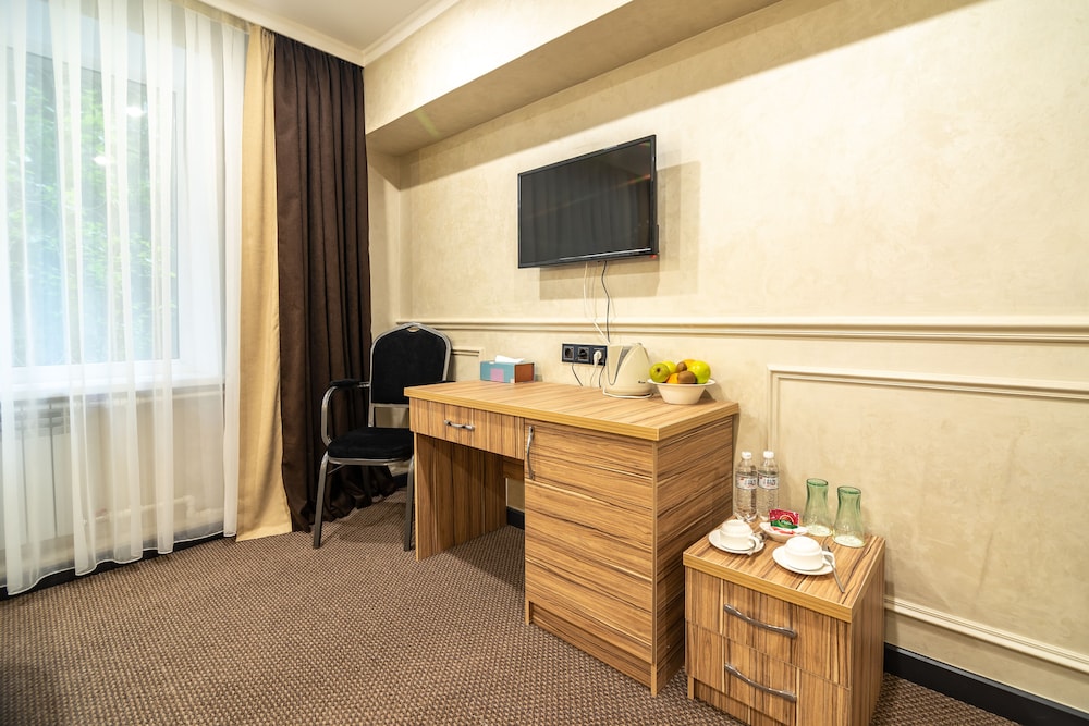 Mildom City Hotel