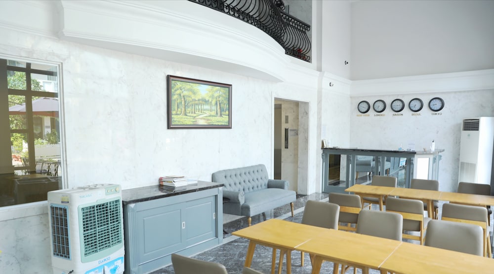 Fide Hotel