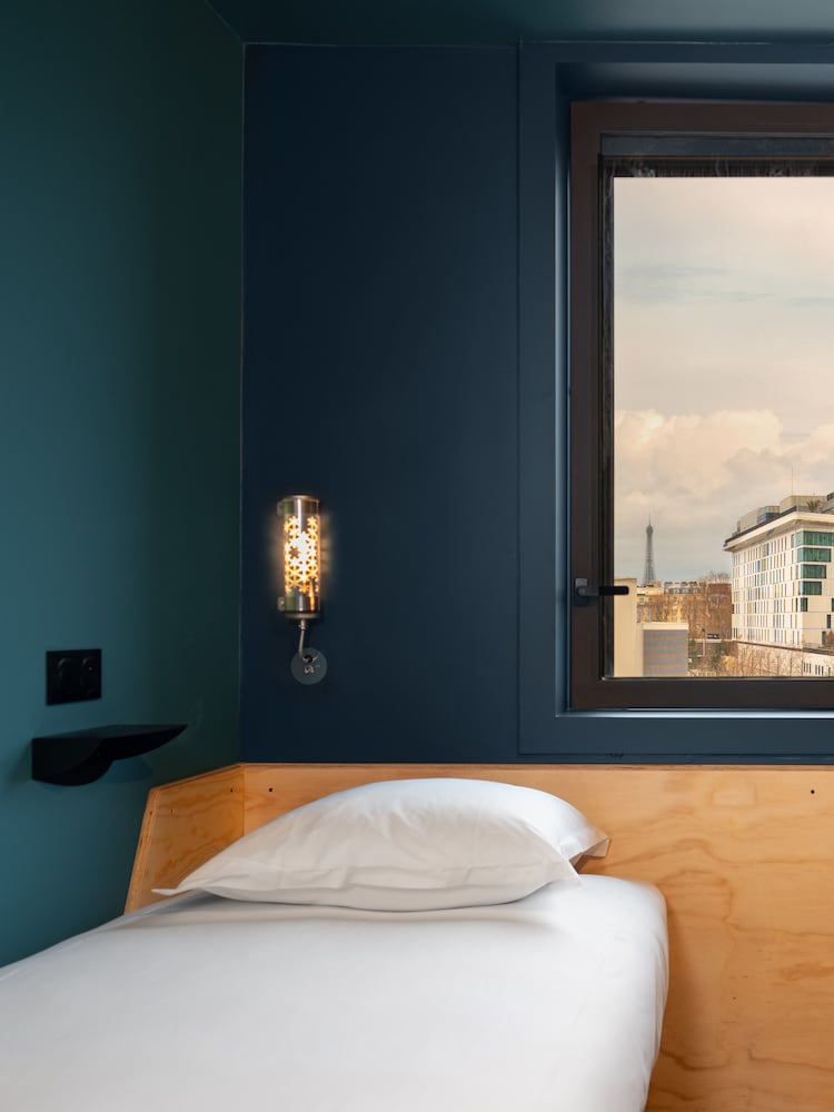 Eklo Hotels Paris Porte de Versailles