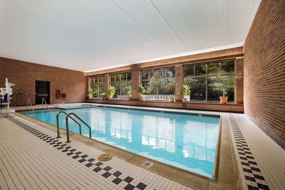 Best Western Grand Victorian Inn