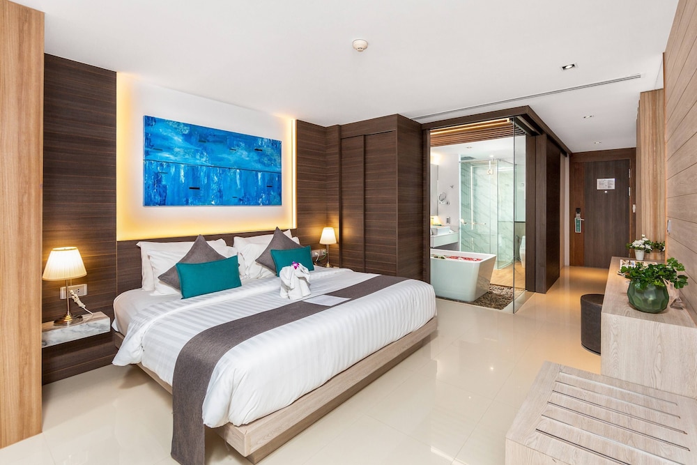 Kudo Hotel & Beach Club (Adults Only)