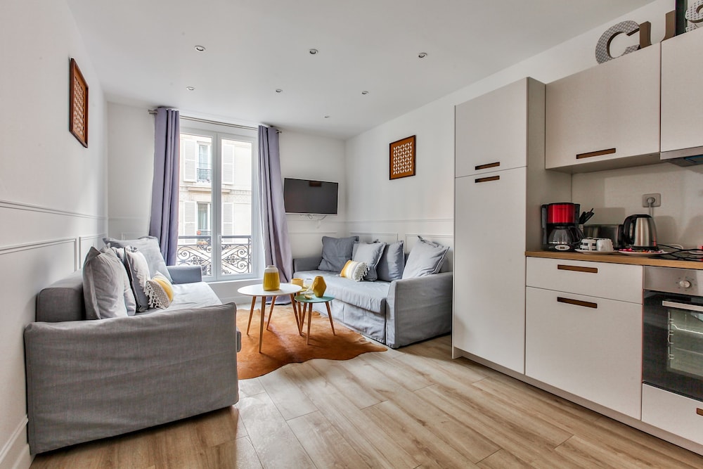18 Luxury Parisien Home Montorgueil 2
