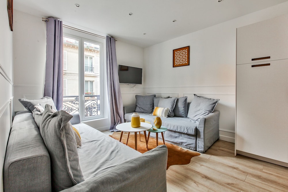 18 Luxury Parisien Home Montorgueil 2