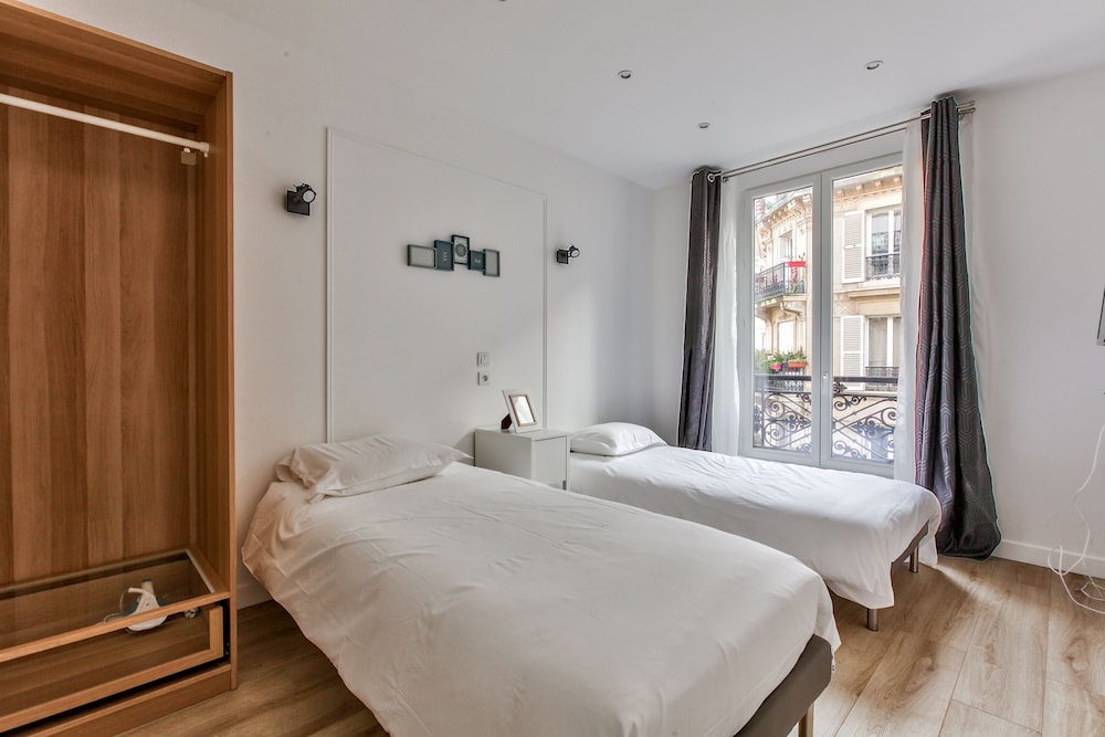 18 Luxury Parisien Home Montorgueil 2