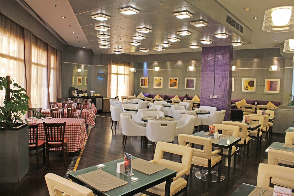 TIME Grand Plaza Hotel, Dubai Airport