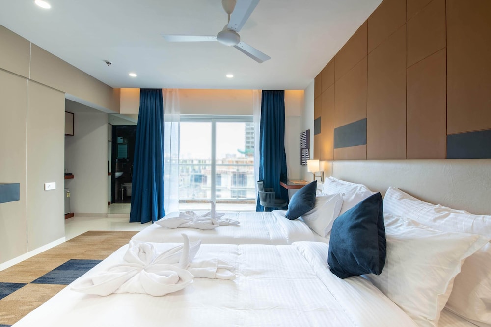 StayBird B Suite Business Hotel
