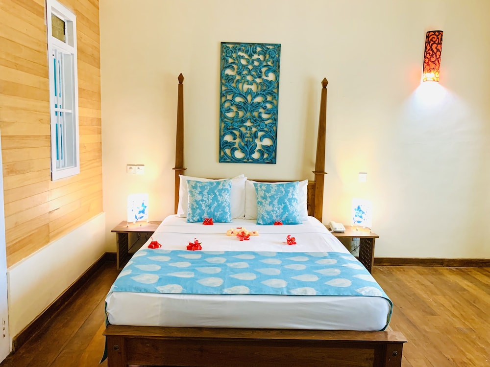 Thaproban Beach House
