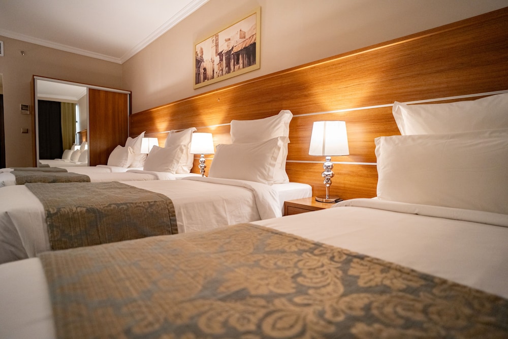 Emaar Al Mektan Hotel