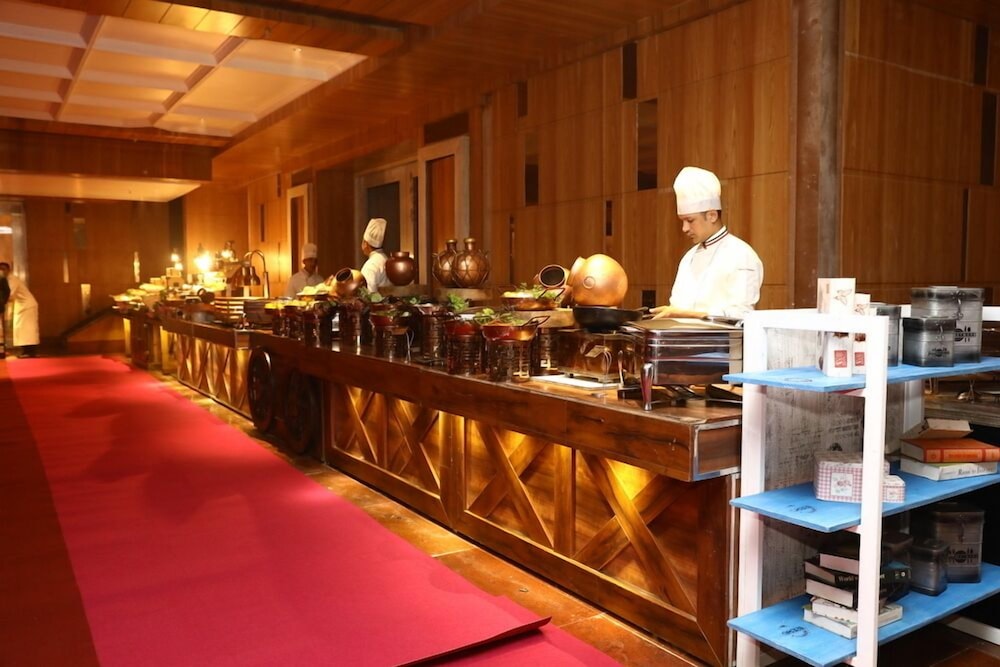 HOTEL UTSAV GRAND BANQUETS & RESORT