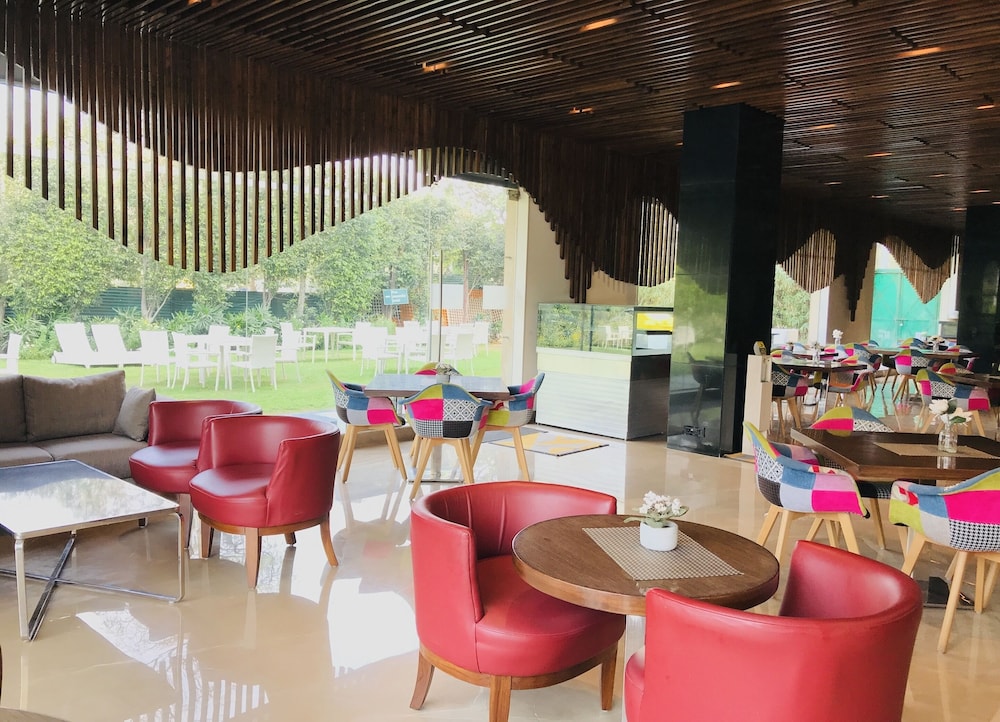 Golden Tulip City Centre Gurgaon