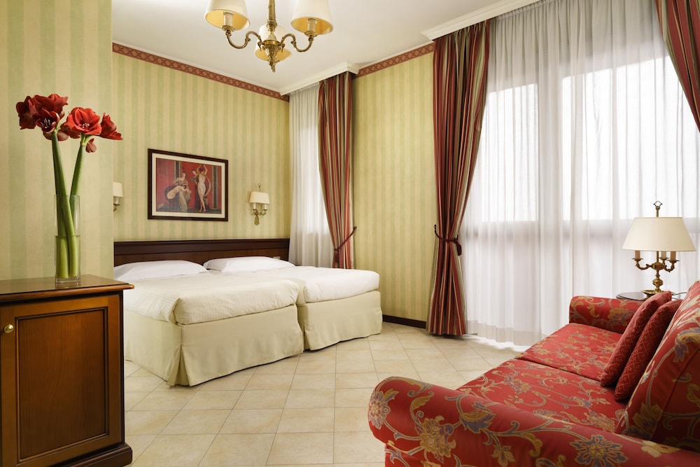 UNA Hotels Hotel & Residence Contessa Jolanda Milano