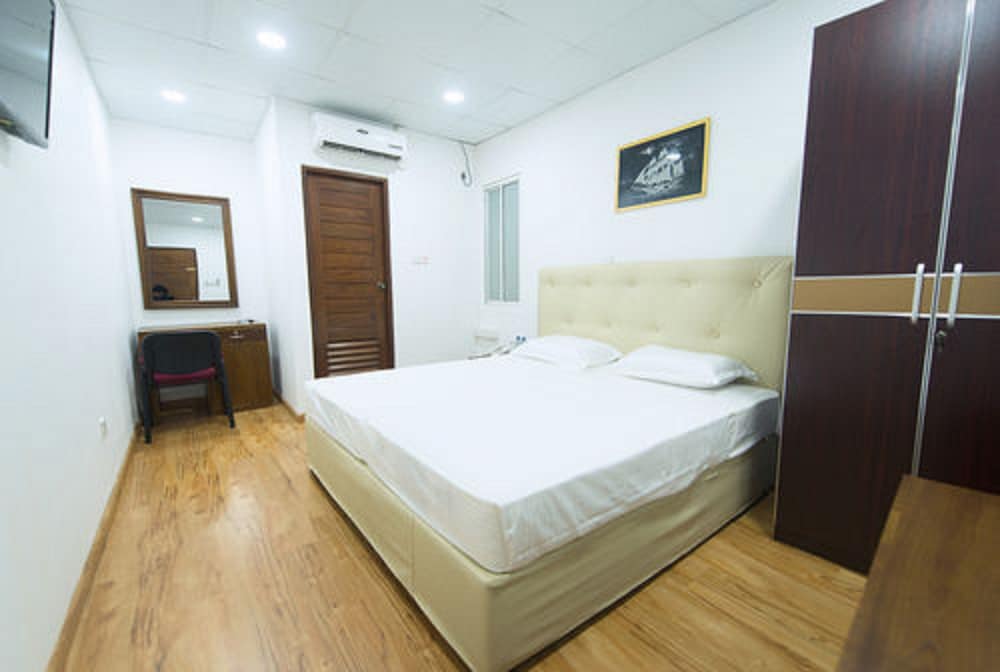 Metro City Hotel