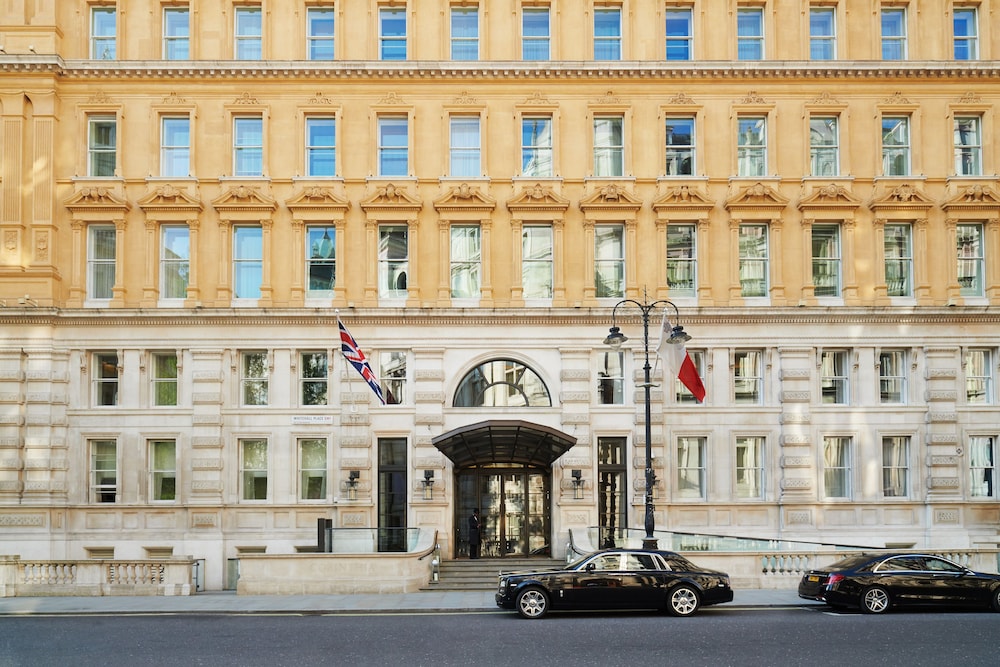 Corinthia London